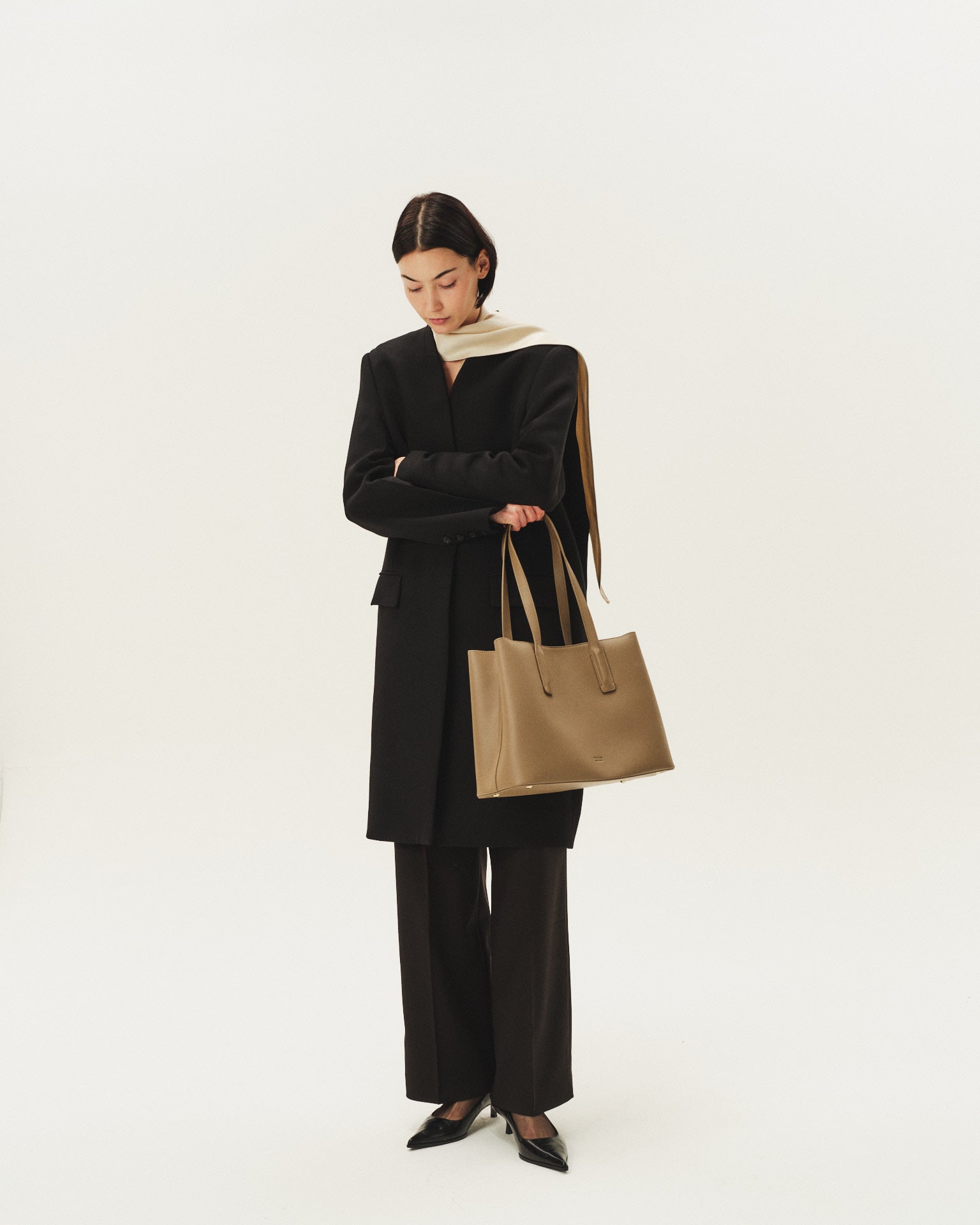 Linnea Tote Taupe - Bucano Paris
