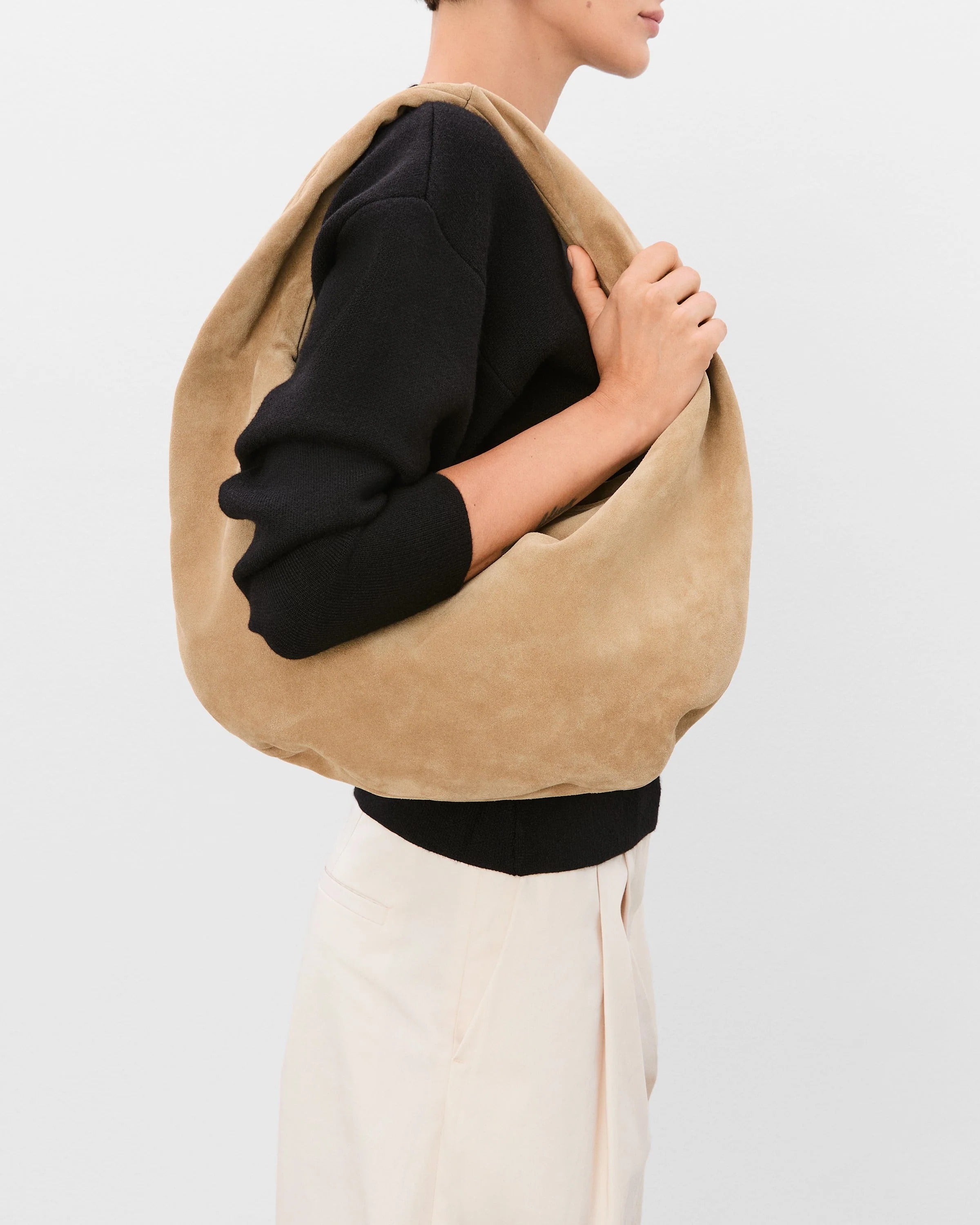 Alva Shoulder Bag Suede Sand - Bucano Paris