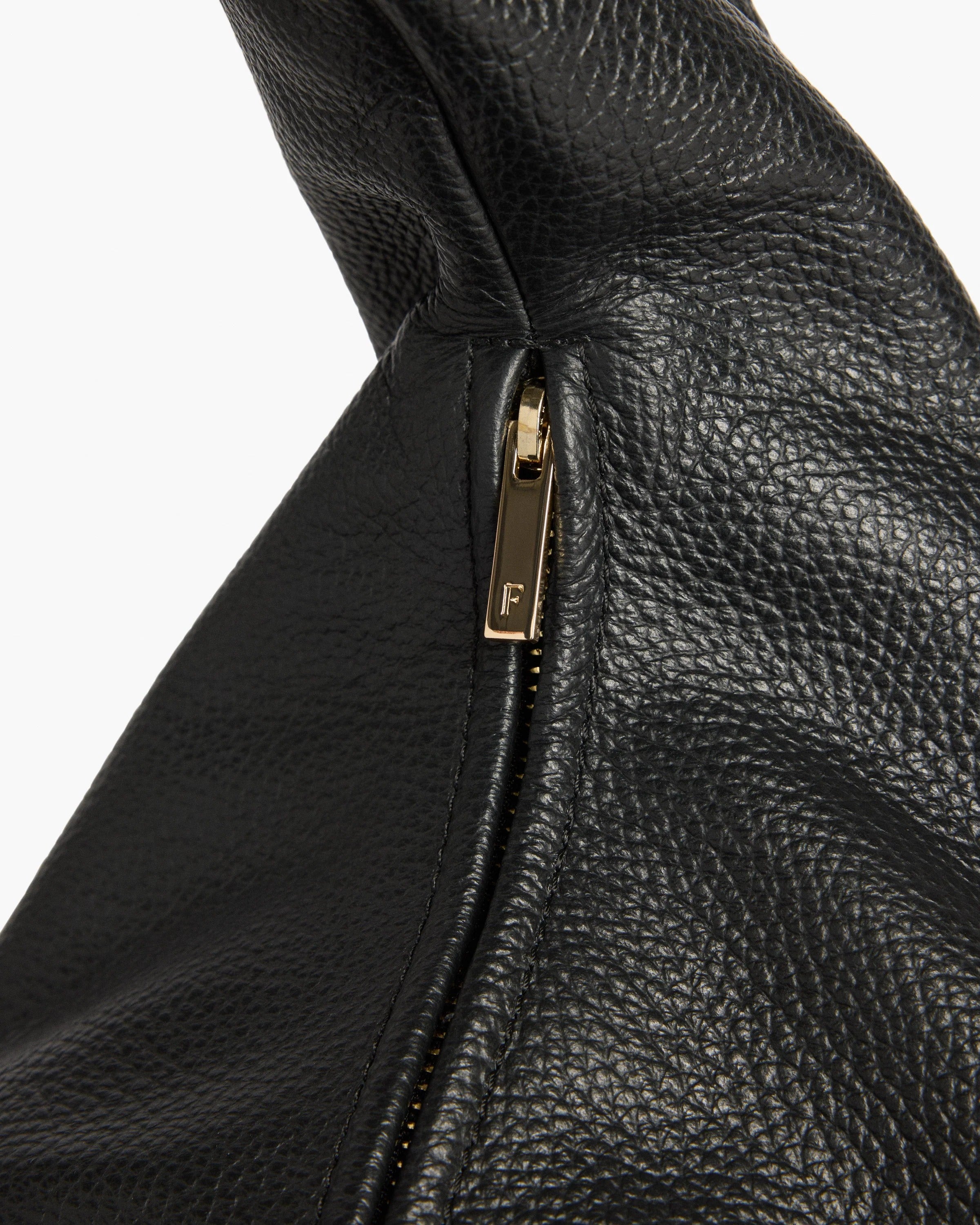Alva Shoulder Bag Leather Black - Bucano Paris