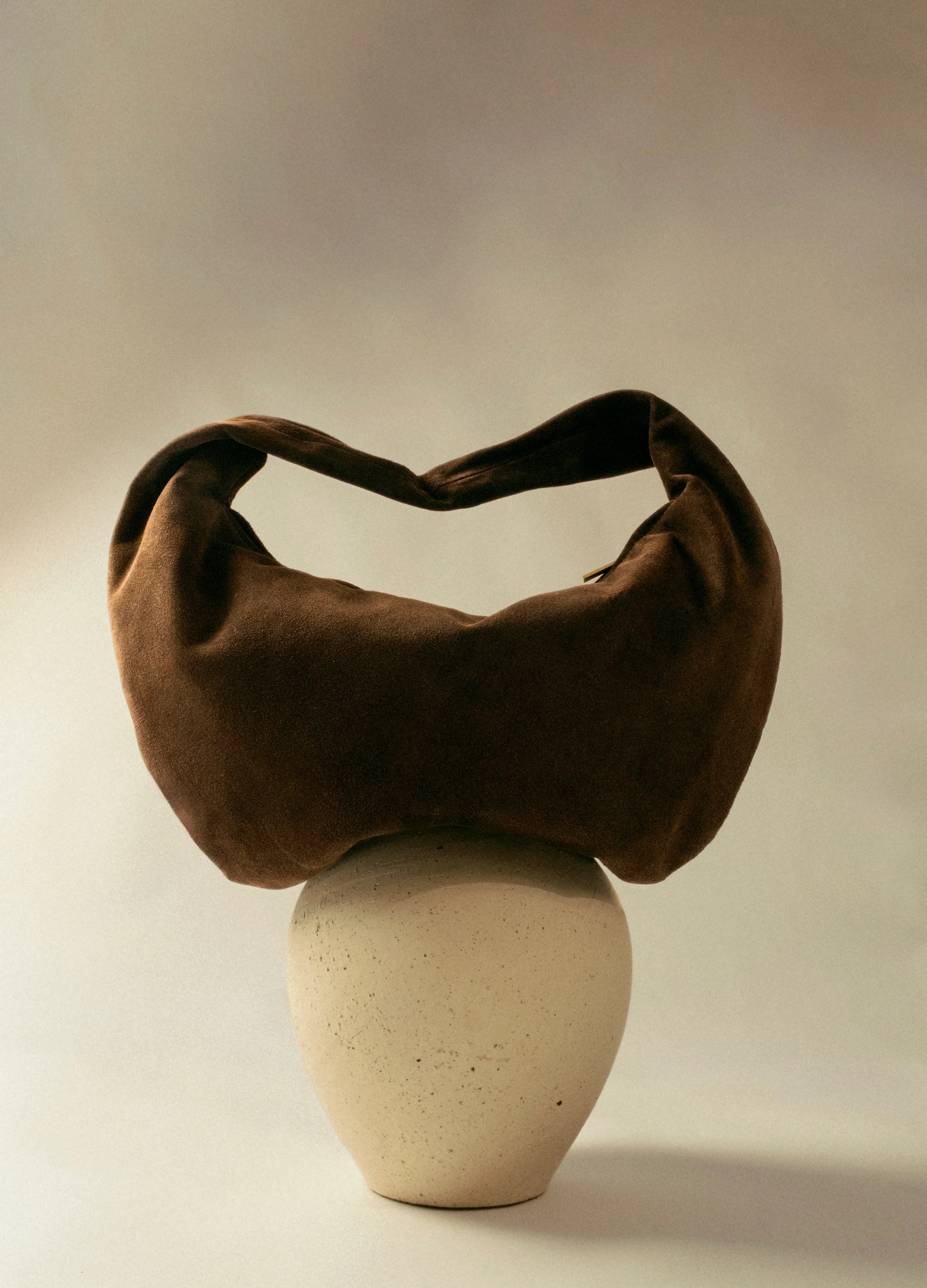 Alva Shoulder Bag Suede Chocolate - Bucano Paris